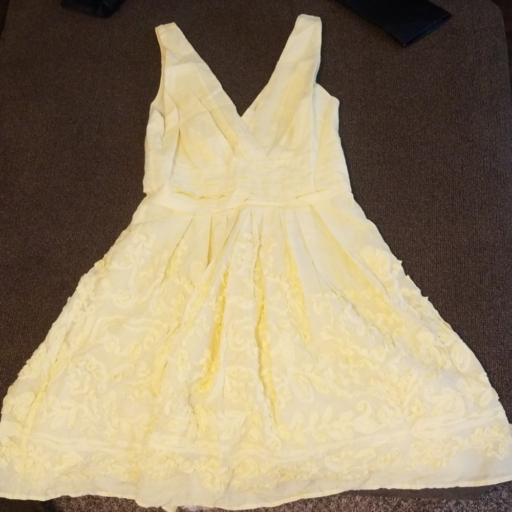 Yellow dress